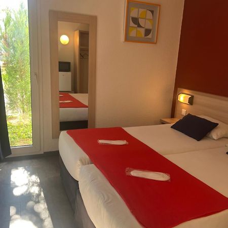 Budget Hotel Melun Sud - Dammarie Les Lys Exterior photo